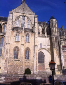 Lire la suite à propos de l’article Maçonnerie sur La Collégiale ND et St Laurent