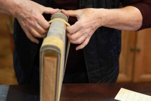 Lire la suite à propos de l’article L’atelier du relieur